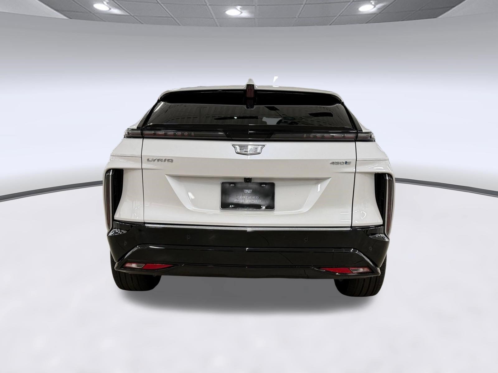 Certified 2024 Cadillac Lyriq Luxury RWD image 10
