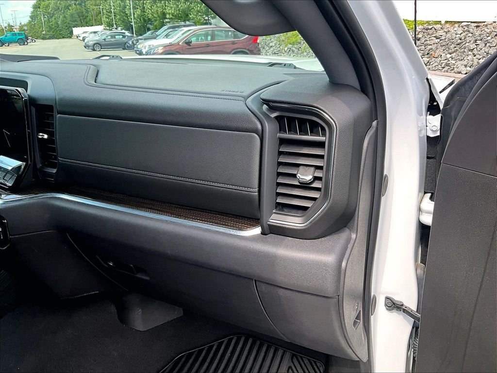 Used 2024 GMC Sierra 1500 Elevation AWD/4WD image 13