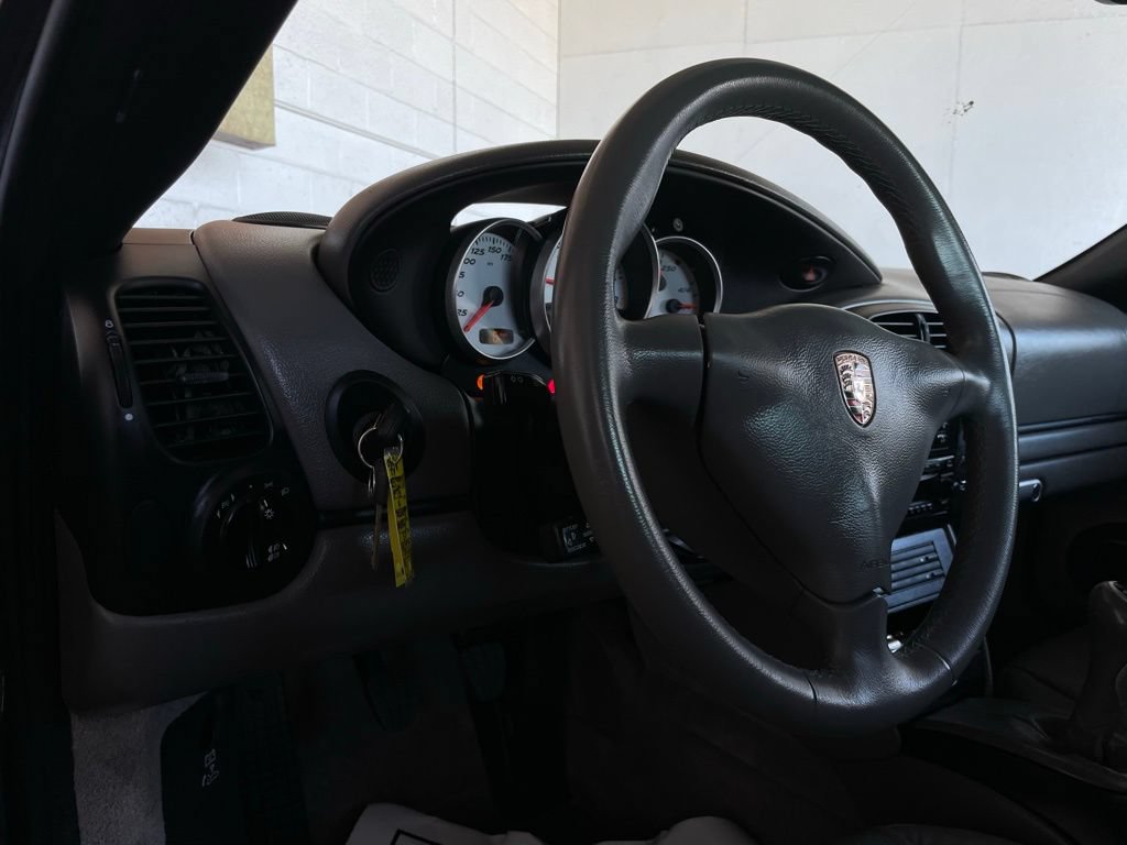 Used 2003 Porsche Boxster S RWD image 10