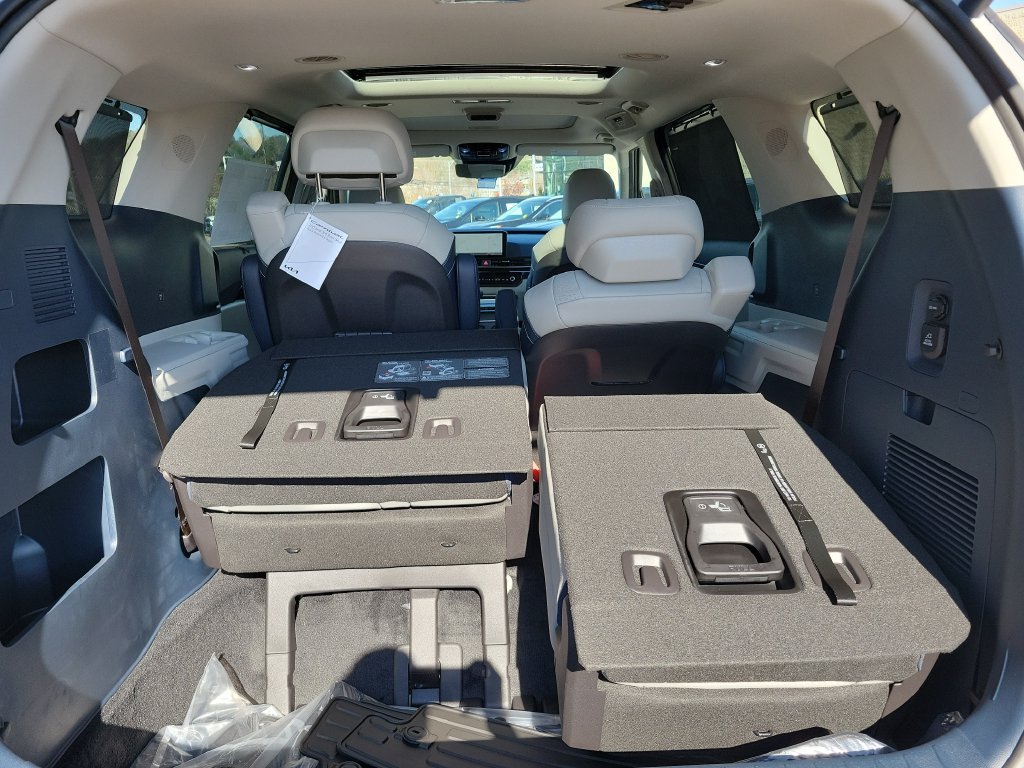 New 2026 Kia Carnival SX Prestige FWD image 30