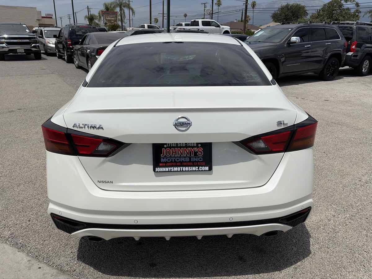 Used 2019 Nissan Altima 2.5 SL FWD image 3