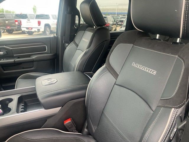 Used 2025 RAM 2500 Laramie AWD/4WD image 13