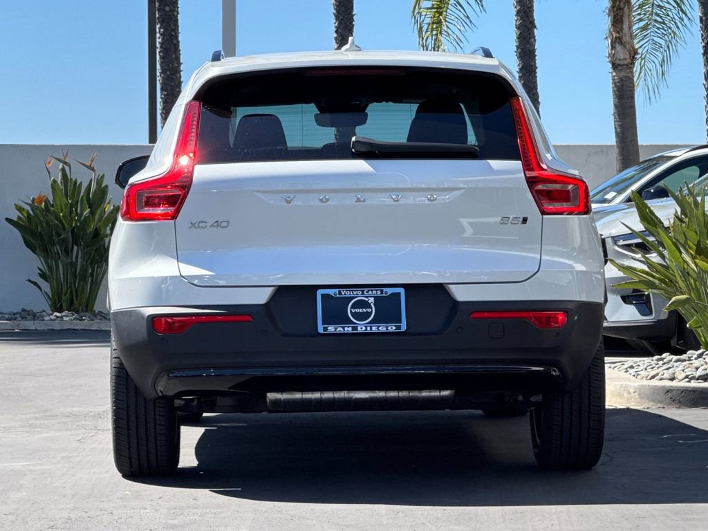 New 2026 Volvo XC40 B5 Plus w/ Protection Package Premier image 4