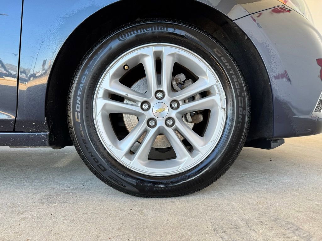 Used 2016 Chevrolet Cruze LT w/ Convenience Package image 13