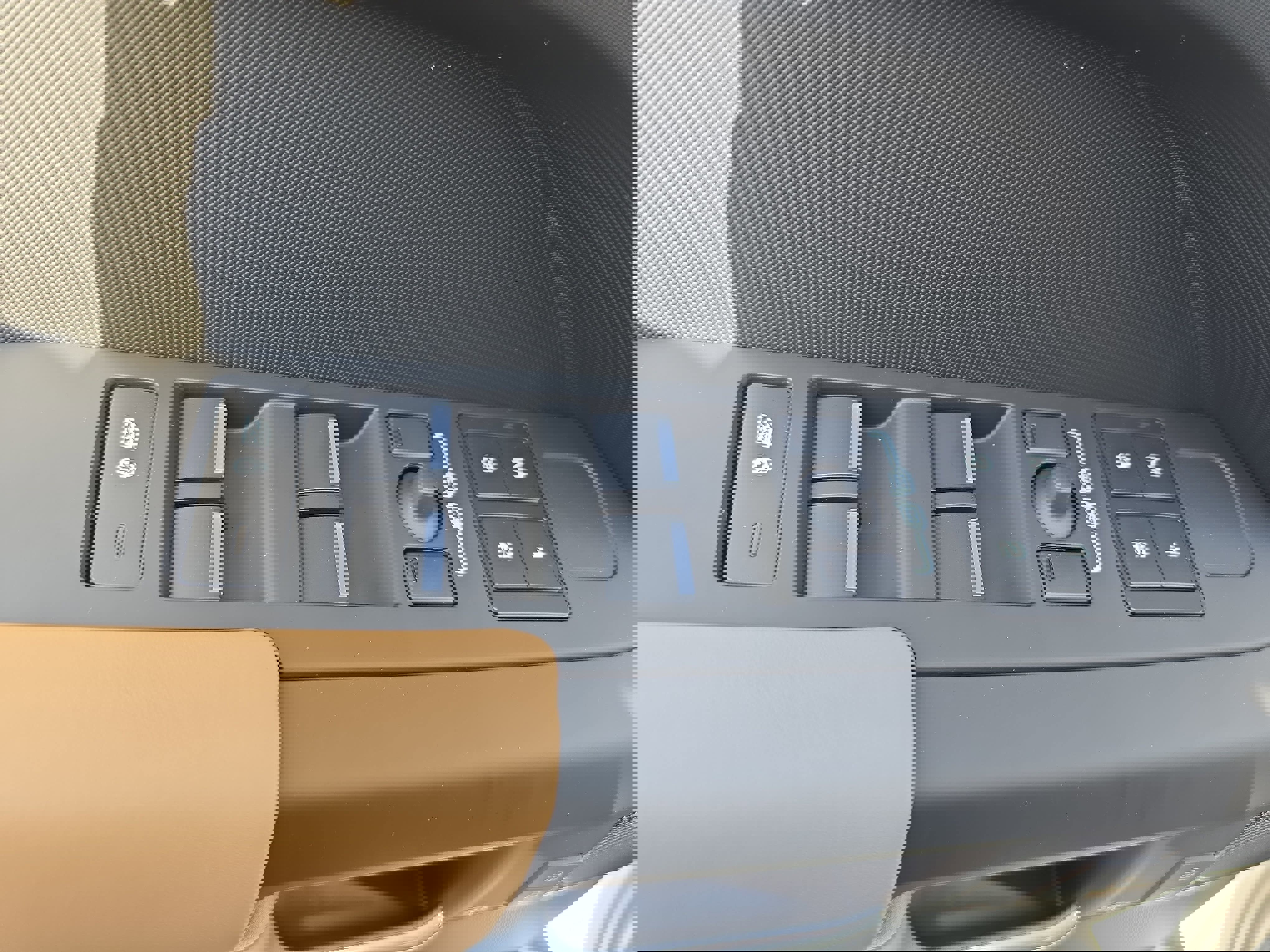 New 2026 Land Rover Defender 110 X-Dynamic SE image 26