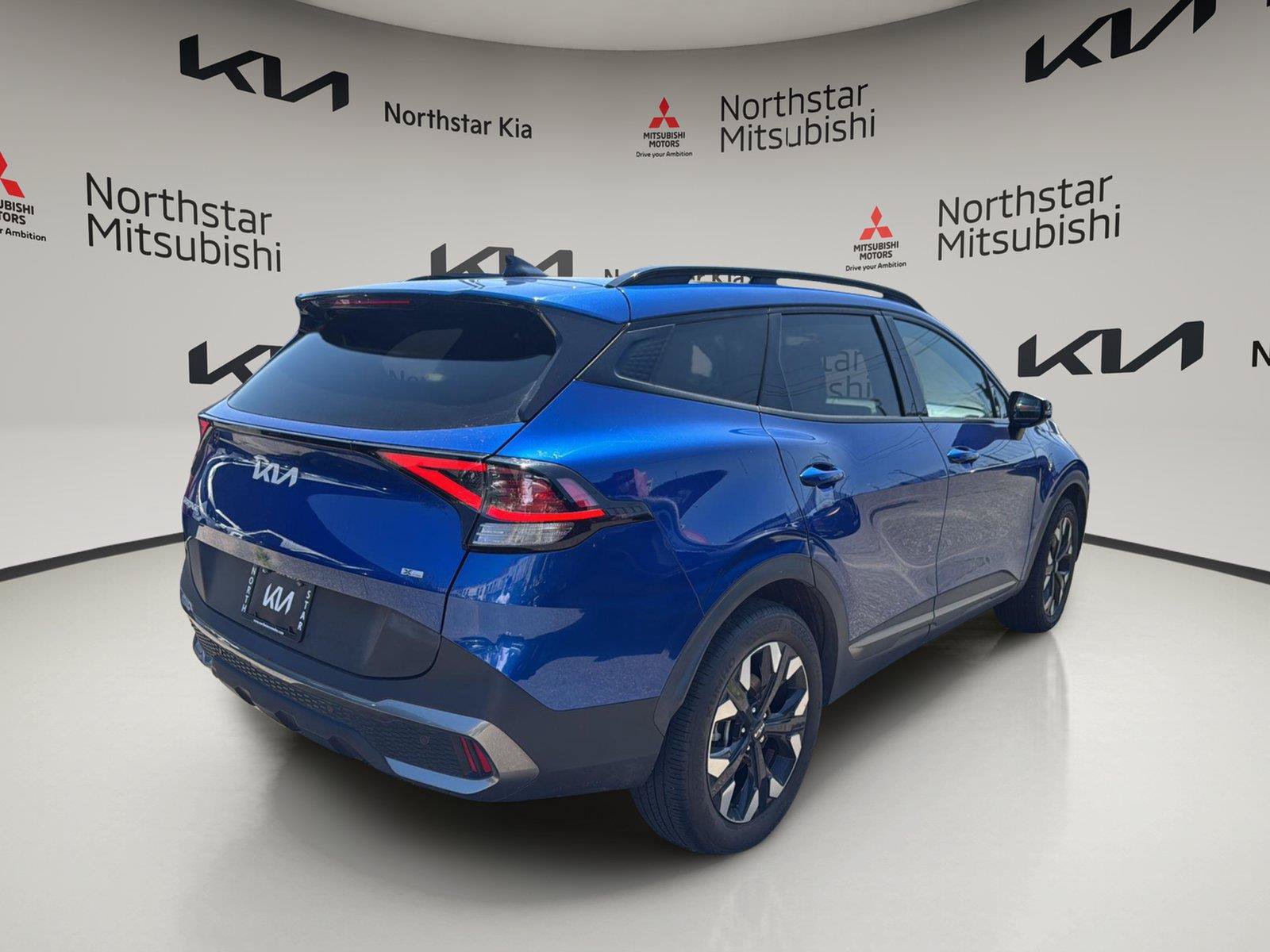 Used 2023 Kia Sportage X-Line w/ X-Line Premium Package AWD/4WD image 6