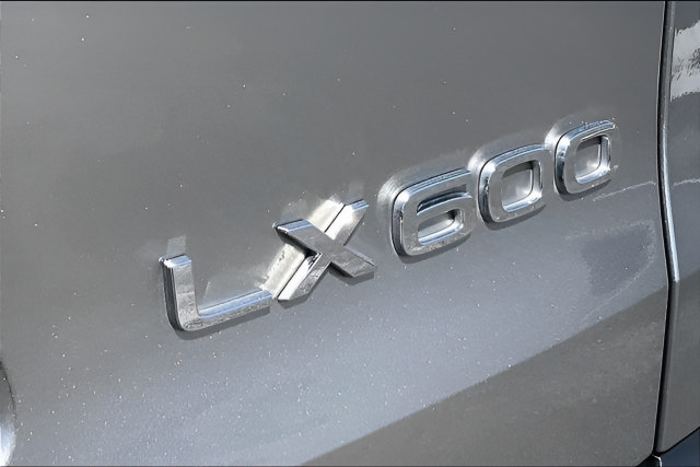 Used 2023 Lexus LX 600 F Sport AWD/4WD image 31