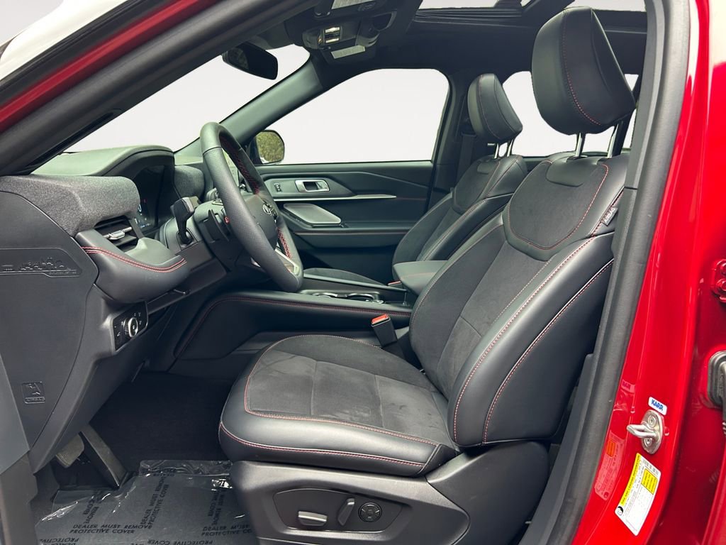 Used 2025 Ford Explorer ST w/ Sun And Sound Package AWD/4WD image 6