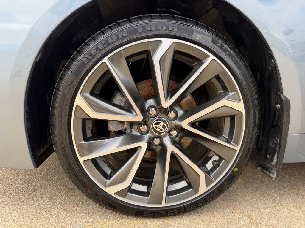 Certified 2022 Toyota Corolla SE w/ SE Premium Package image 29