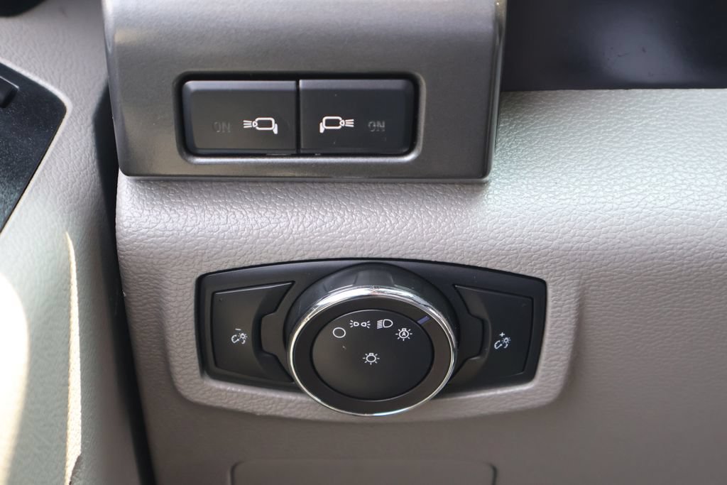 Used 2019 Ford F350 XLT w/ Snow Plow Prep Package AWD/4WD image 14