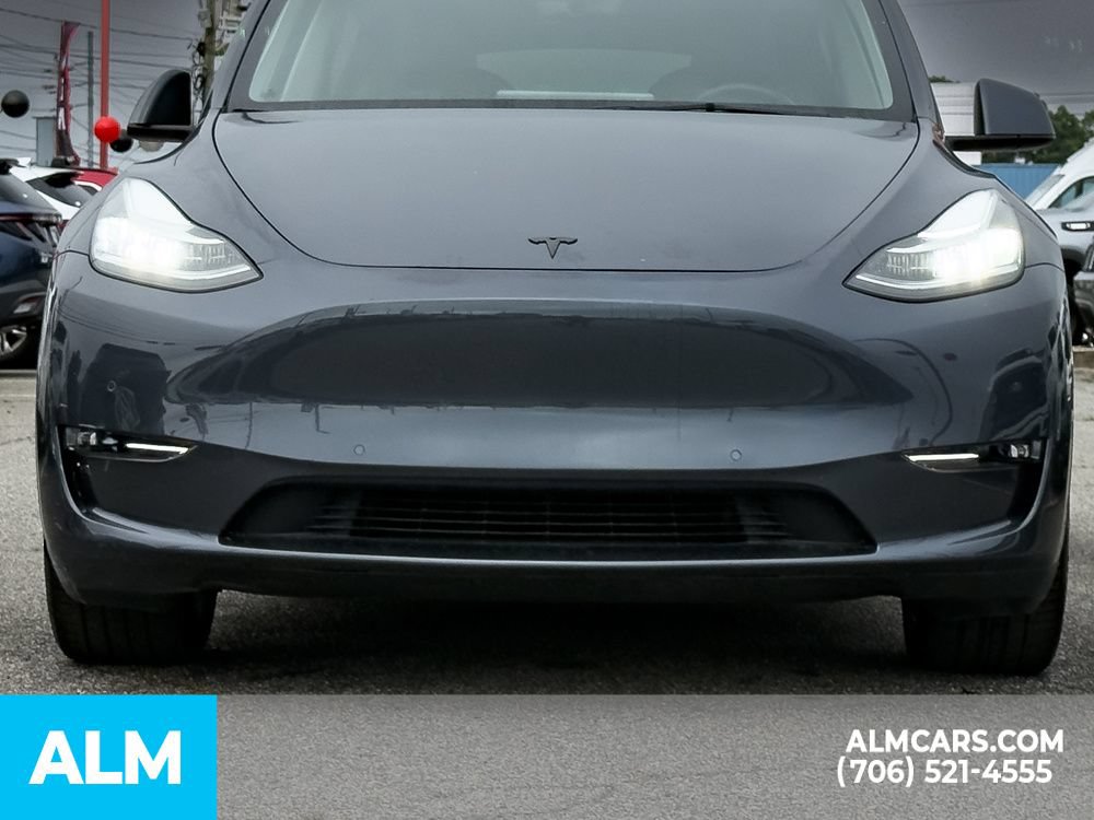 Used 2023 Tesla Model Y AWD image 5