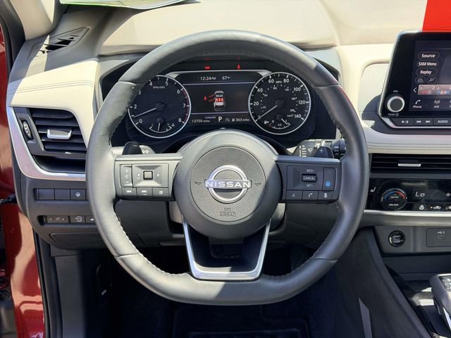 Used 2024 Nissan Rogue SV w/ SV Premium Package FWD image 19