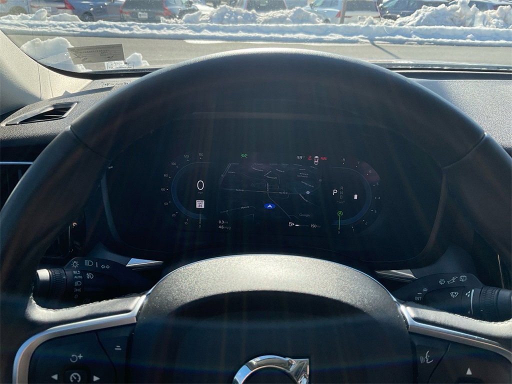 Used 2024 Volvo XC60 B5 Core image 18