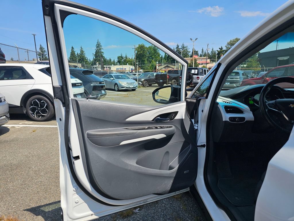 Used 2015 Volkswagen GTI 4-Door FWD image 18