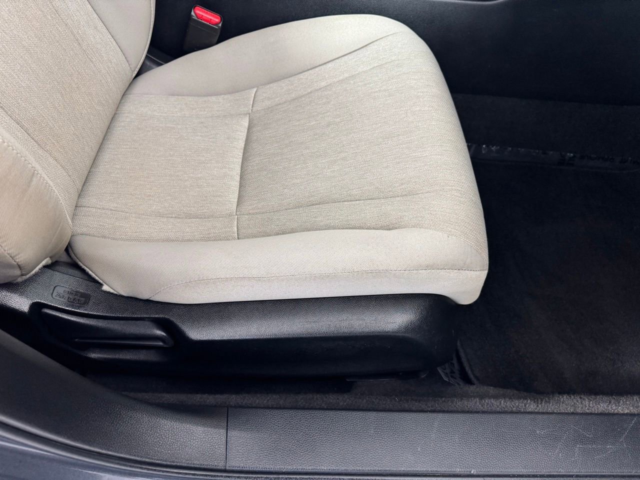 Used 2025 Honda Accord LX image 30