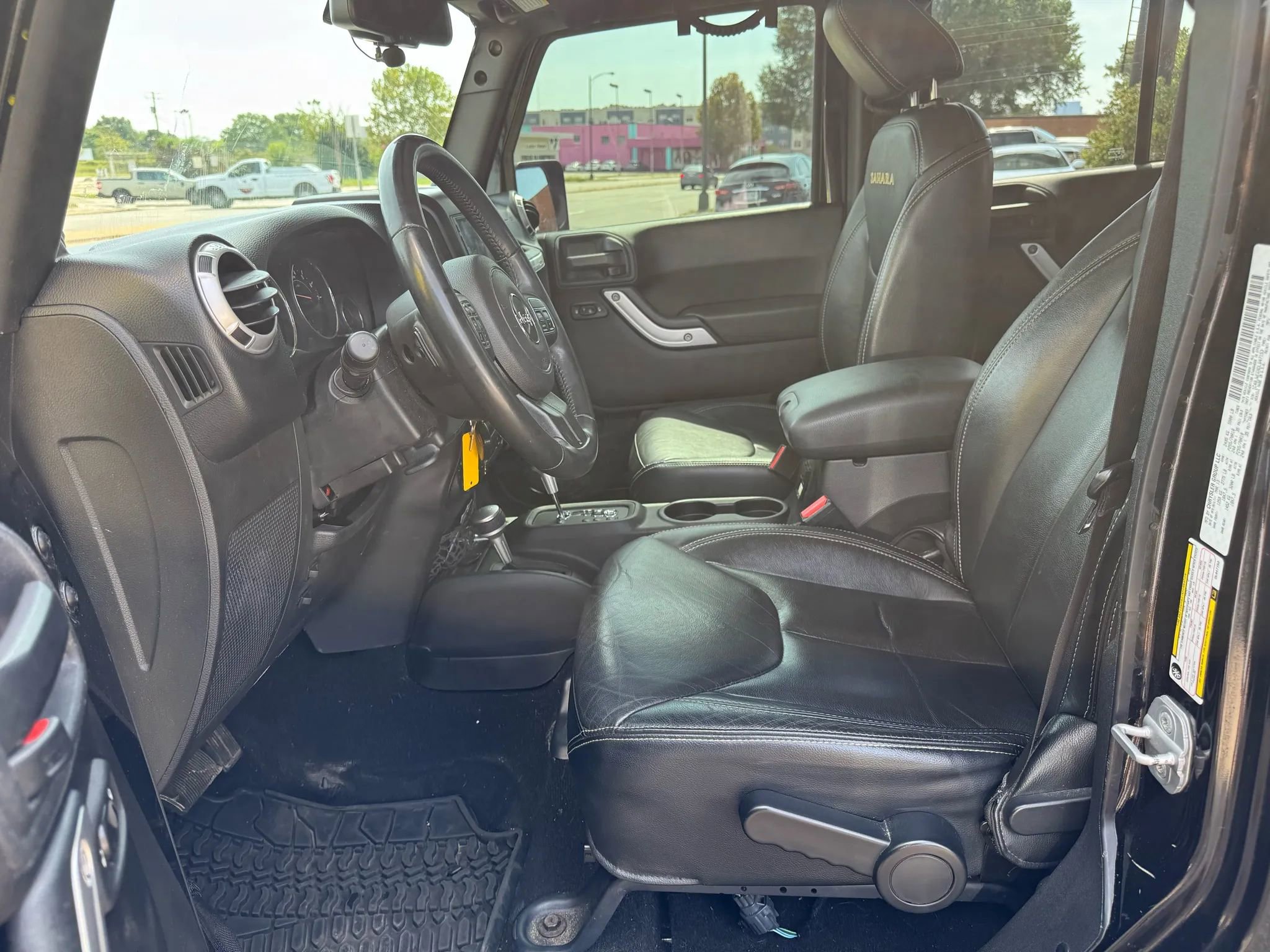 Used 2013 Jeep Wrangler Unlimited Sahara w/ Connectivity Group image 20