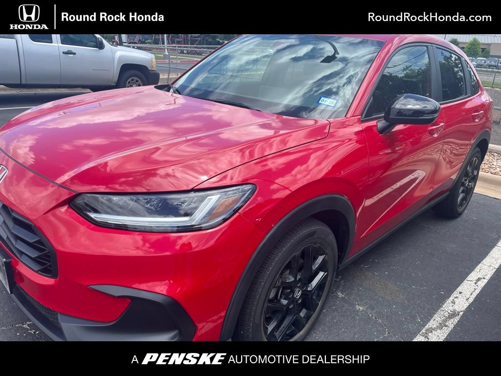 Used 2023 Honda HR-V Sport image 1