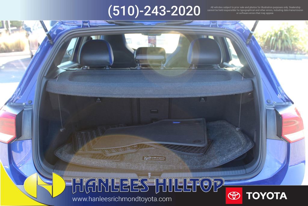 Used 2024 Volkswagen Golf R image 10