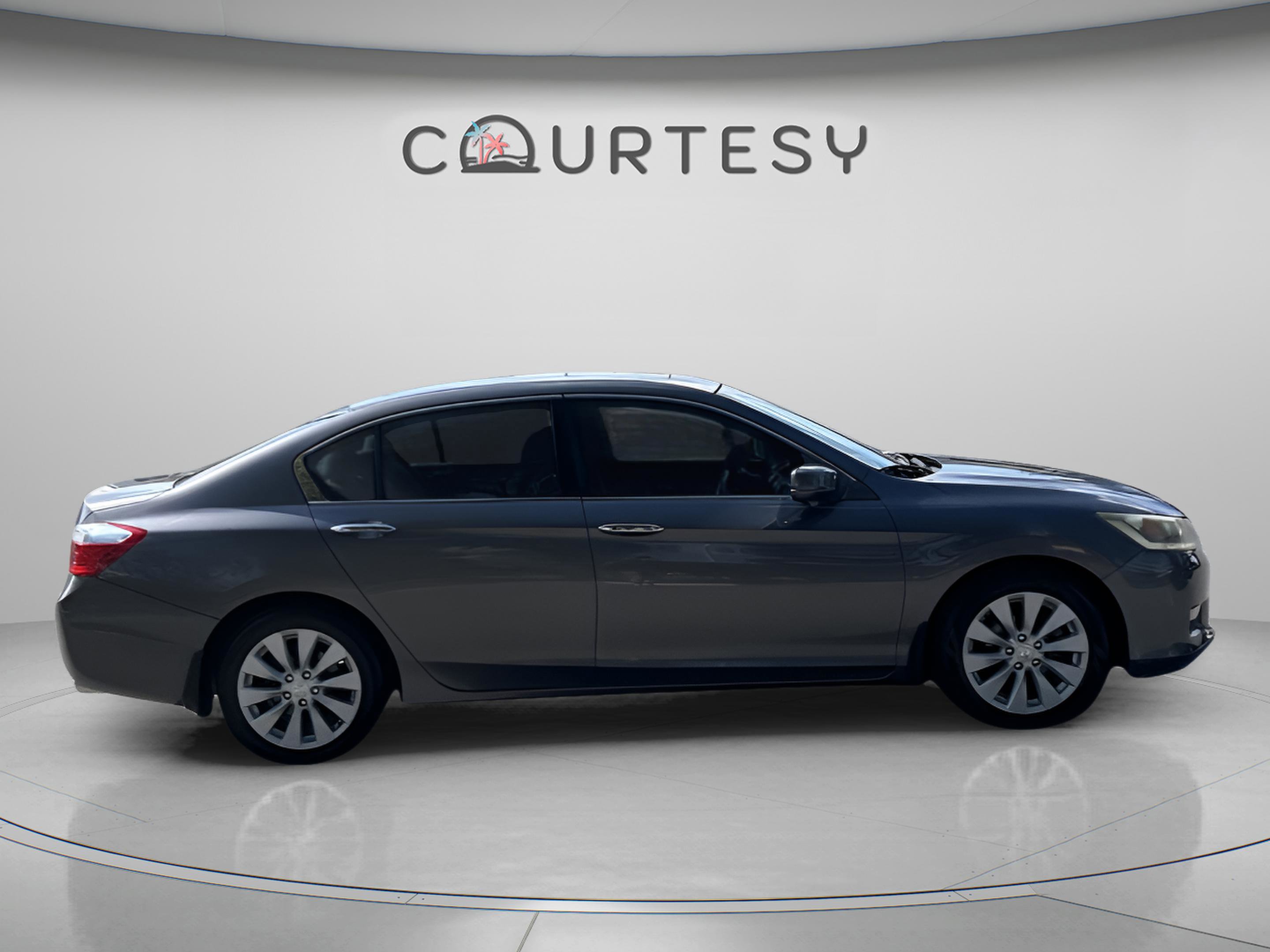 Used 2015 Honda Accord EX-L image 8
