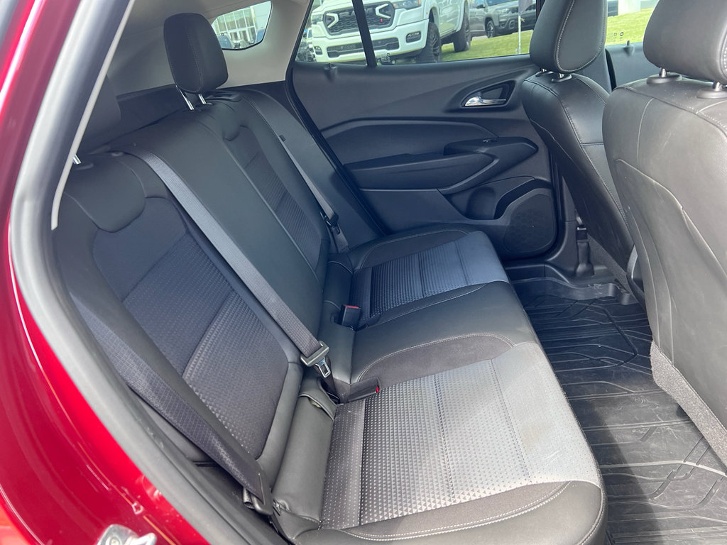 Used 2024 Chevrolet Trax LT w/ Driver Confidence Package image 12