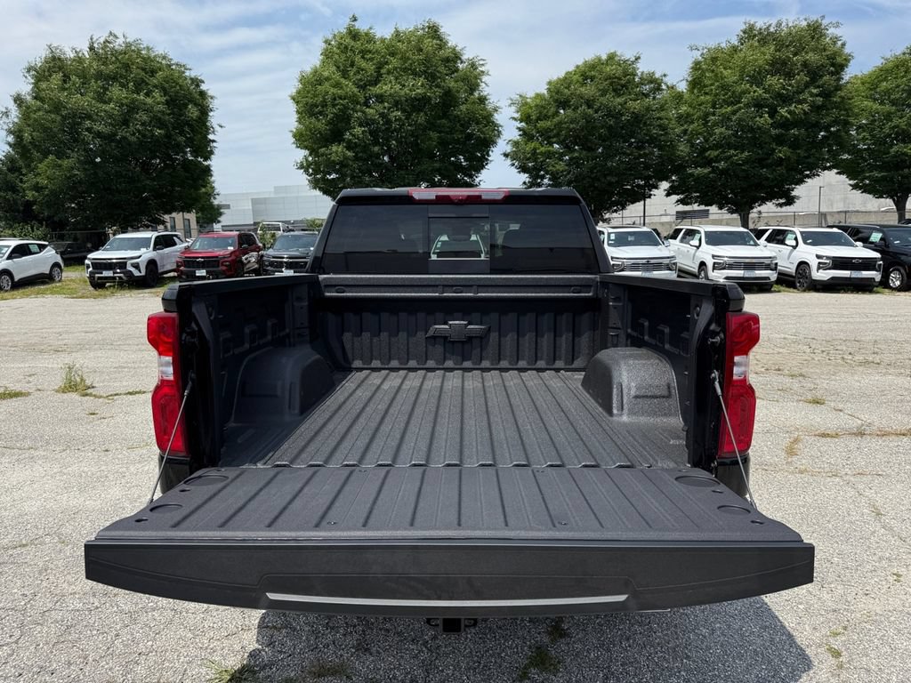 New 2026 Chevrolet Silverado 1500 LTZ w/ Technology Package AWD/4WD image 29
