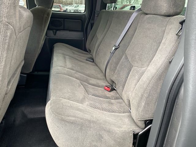 Used 2006 Chevrolet Silverado 2500 LS w/ Snow Plow Prep Package image 18