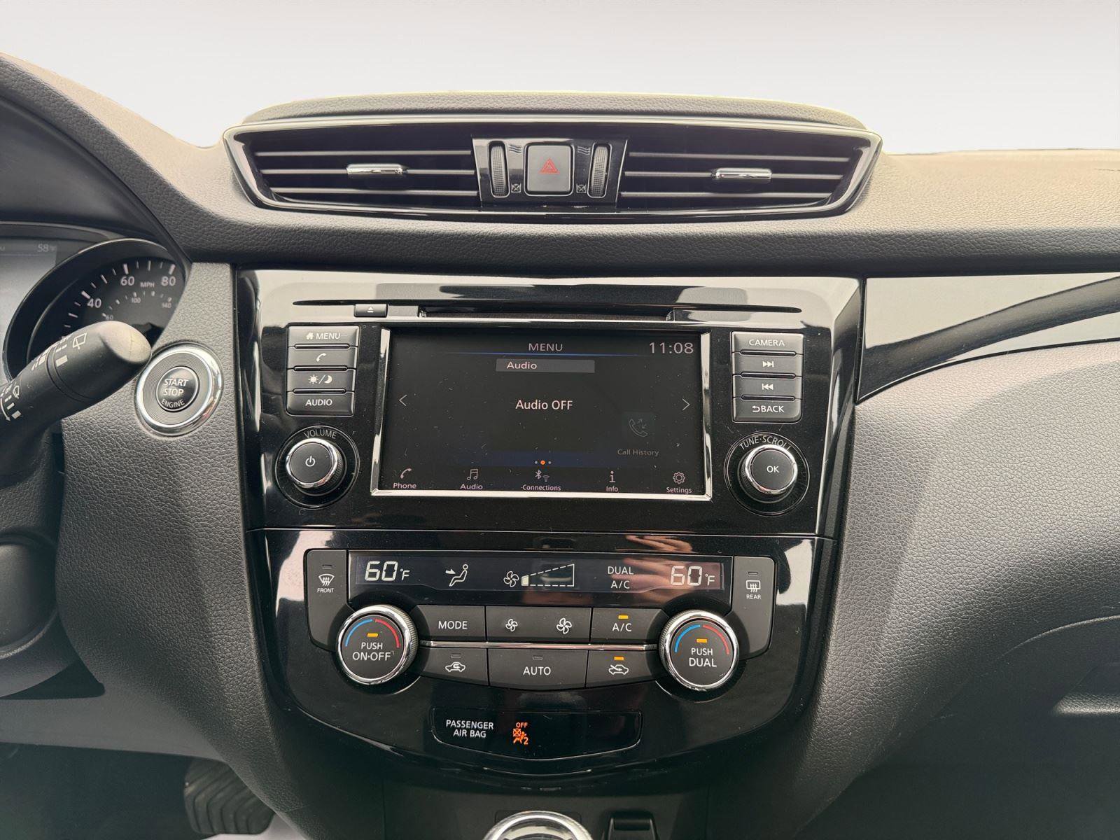 Used 2022 Nissan Rogue Sport SV image 14