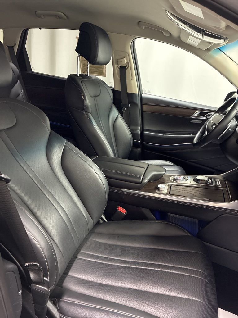 Used 2024 Genesis GV80 2.5T image 27