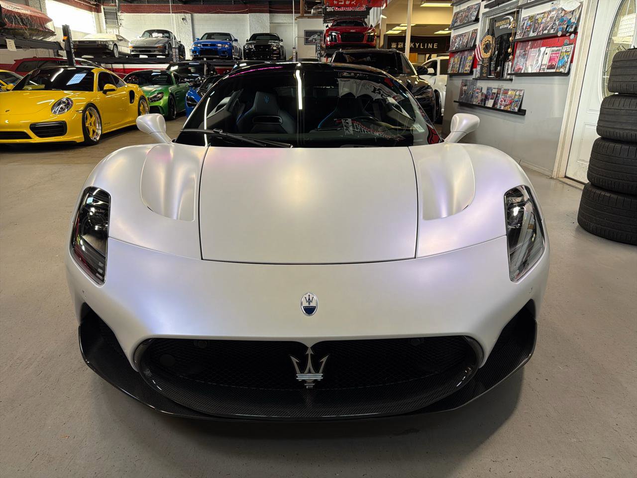 Used 2022 Maserati MC20 Coupe image 2