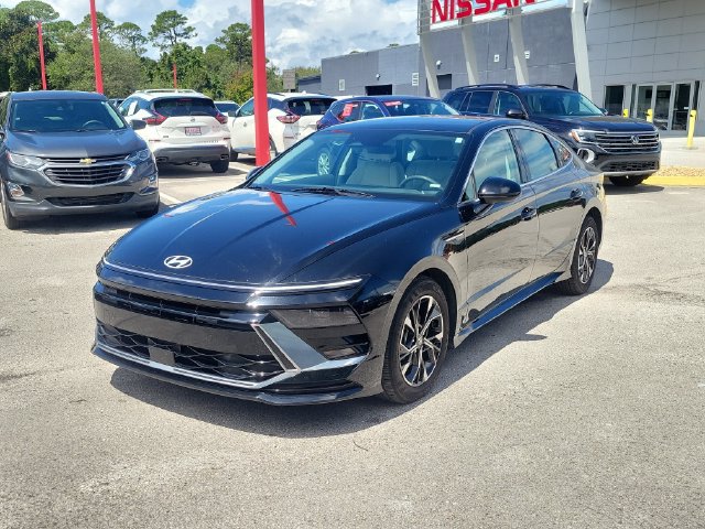 Used 2025 Hyundai Sonata SEL FWD image 5