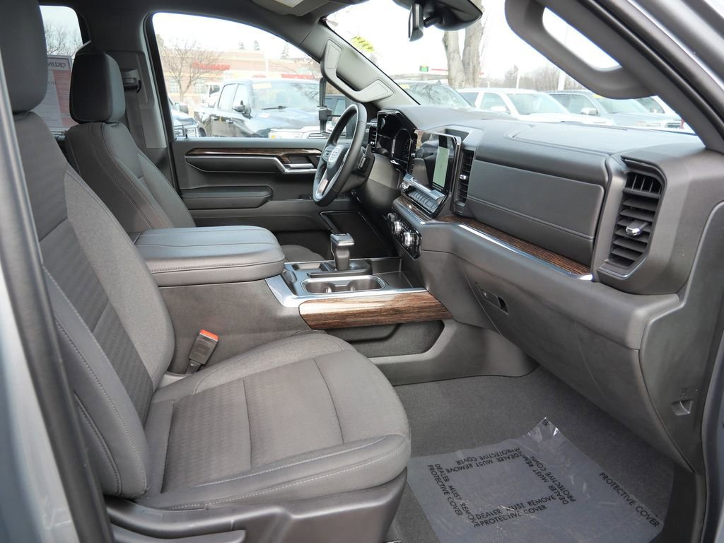 Used 2024 GMC Sierra 1500 Elevation image 14