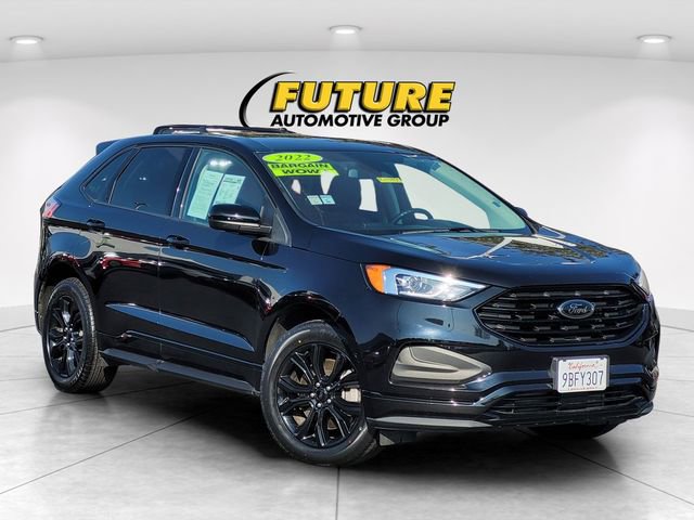 Used 2022 Ford Edge SE w/ Black Appearance Package