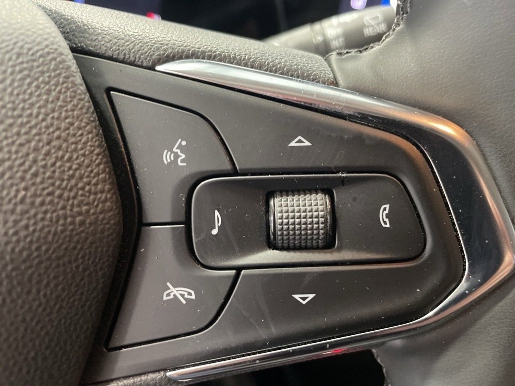 Used 2025 Chevrolet Trax ACTIV w/ Driver Confidence Package image 10