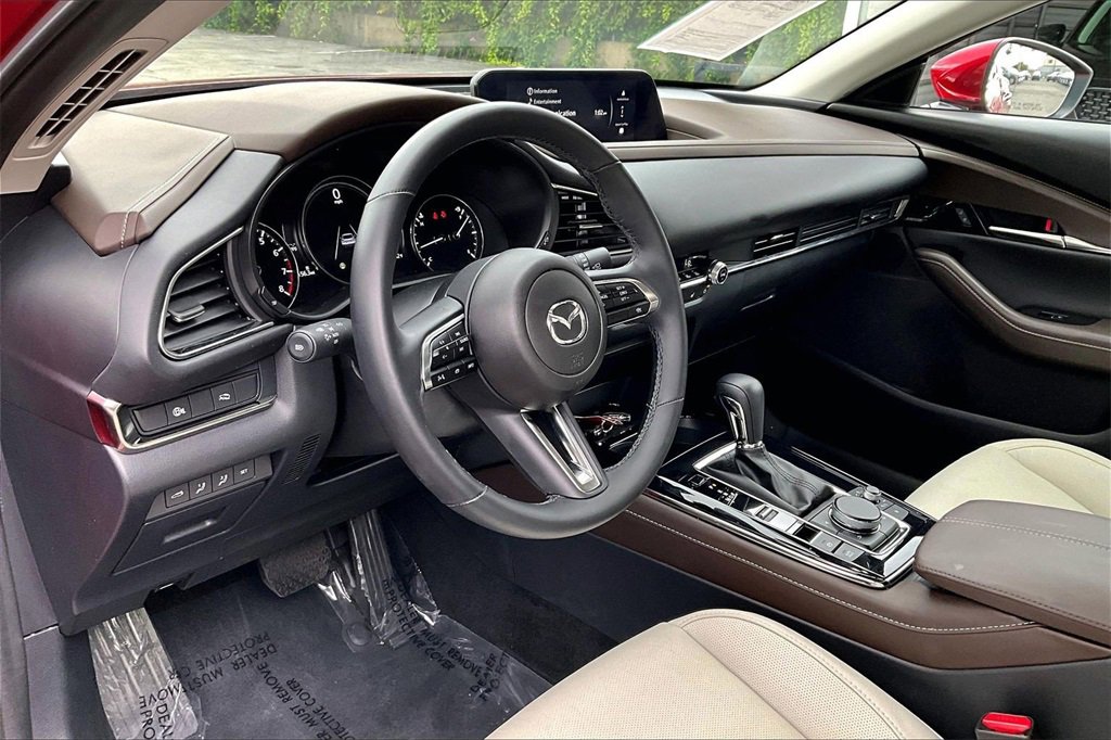 Certified 2025 MAZDA CX-30 AWD 2.5 S w/ Premium Package image 9