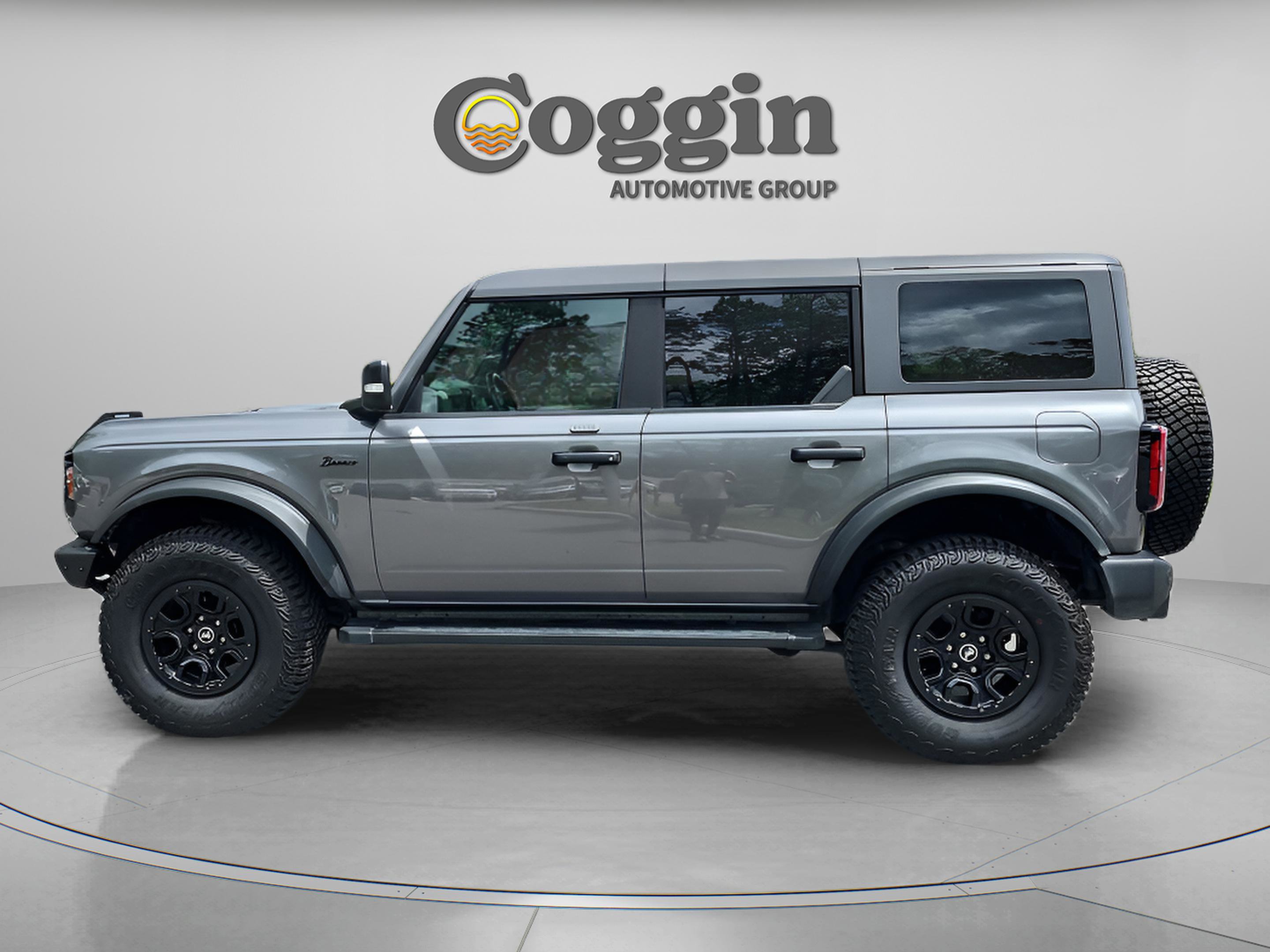 Used 2022 Ford Bronco Wildtrak image 2