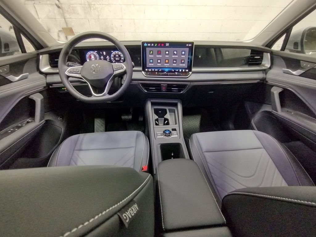 New 2026 Volkswagen Tiguan SE AWD/4WD image 37