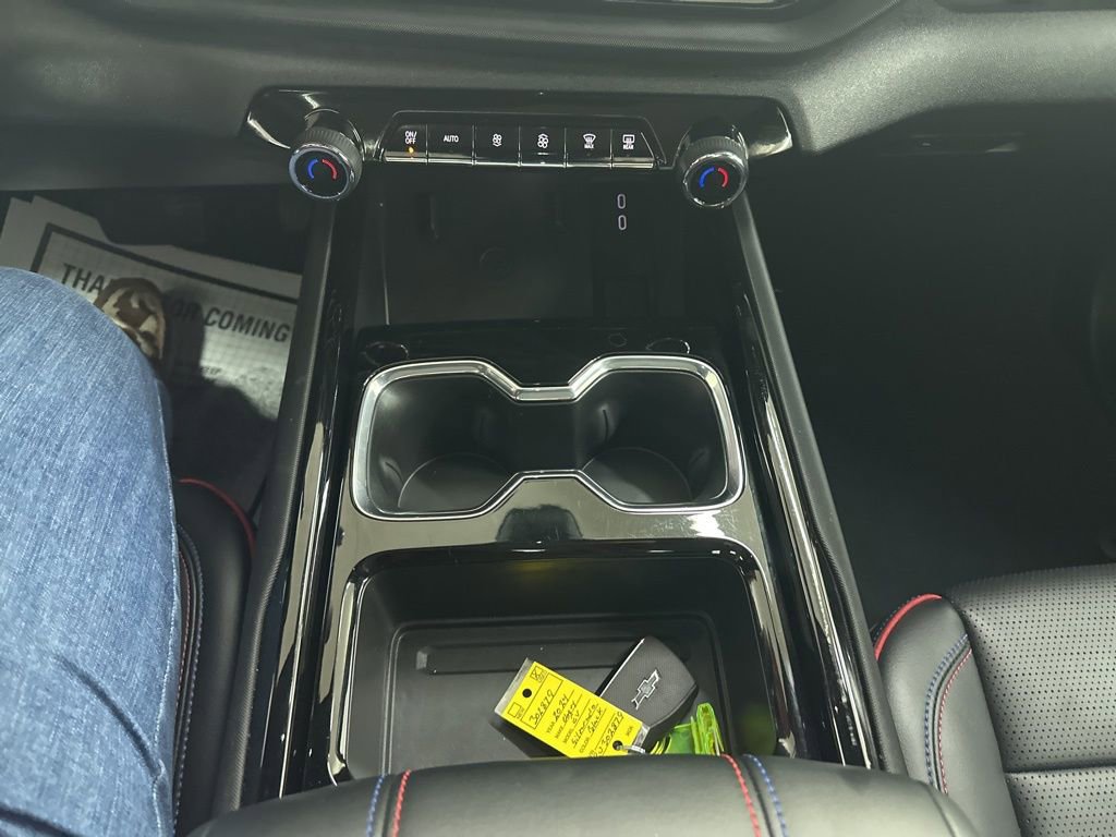 Used 2024 Chevrolet Silverado EV RST image 40