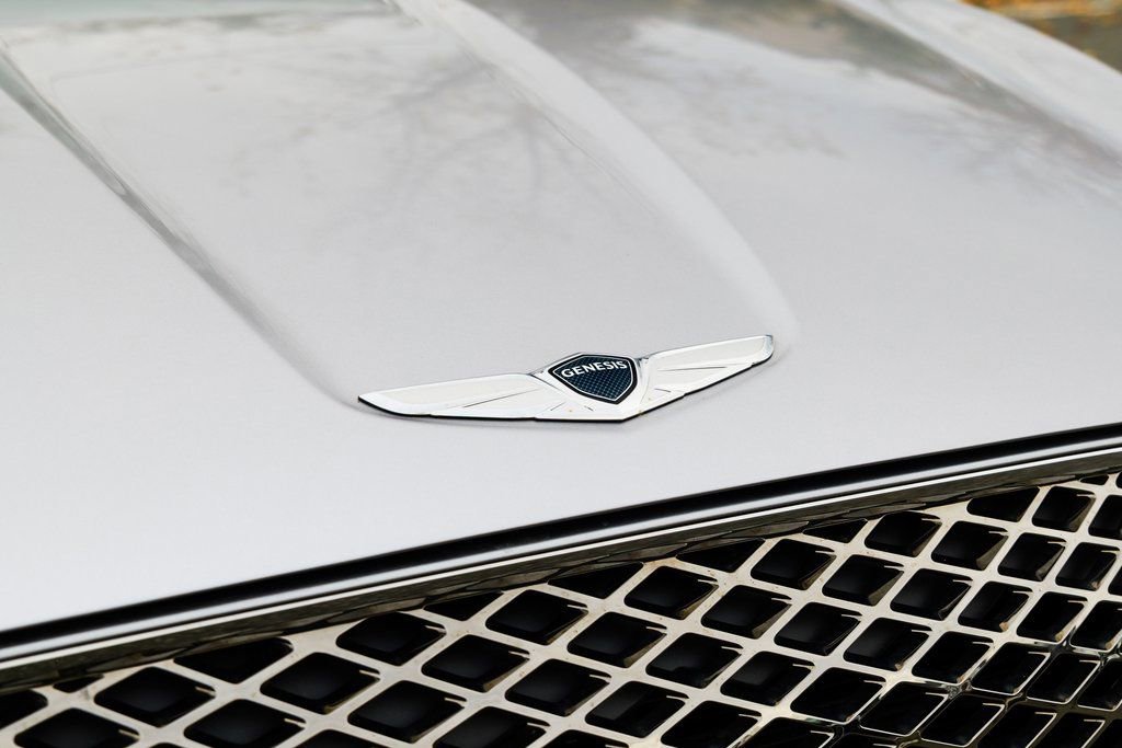Used 2025 Genesis GV70 2.5T image 12