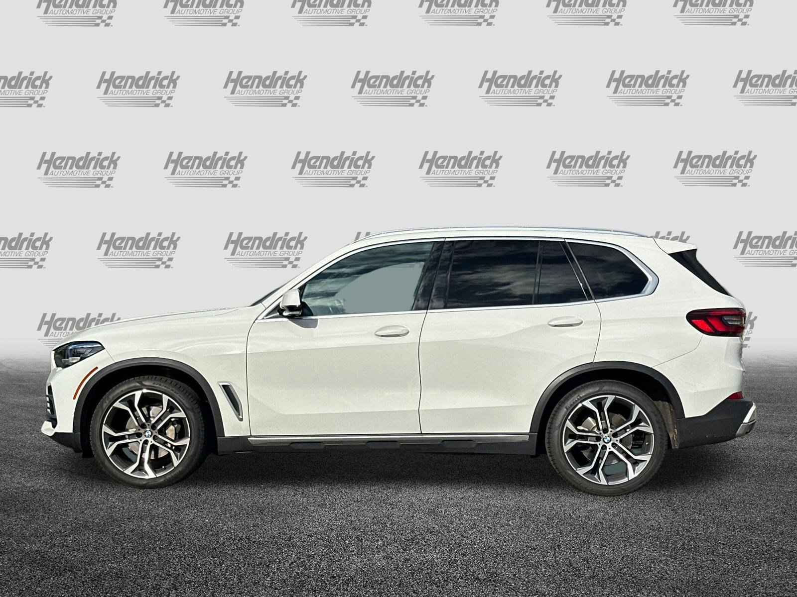 Used 2023 BMW X5 xDrive40i w/ Premium Package image 8