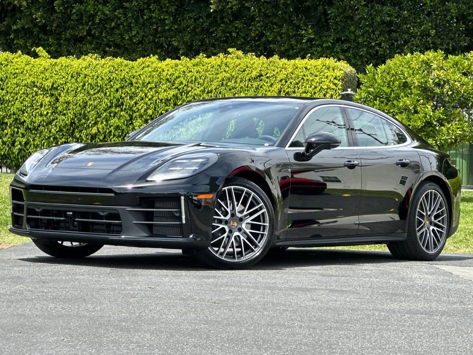 New 2026 Porsche Panamera