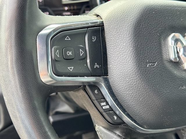 Used 2025 RAM 1500 Laramie AWD/4WD image 31