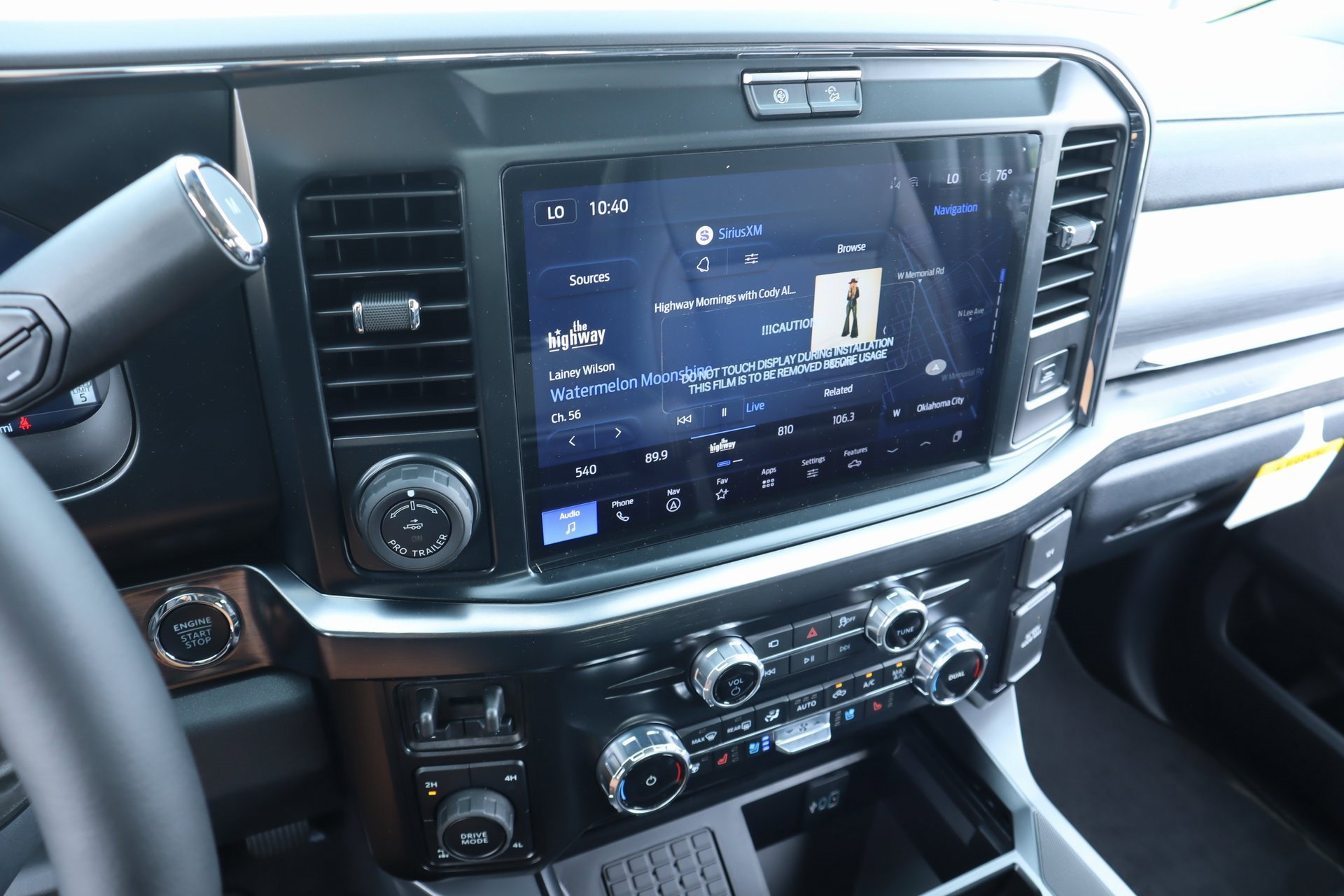 New 2026 Ford F250 Lariat w/ Black Appearance Package image 5