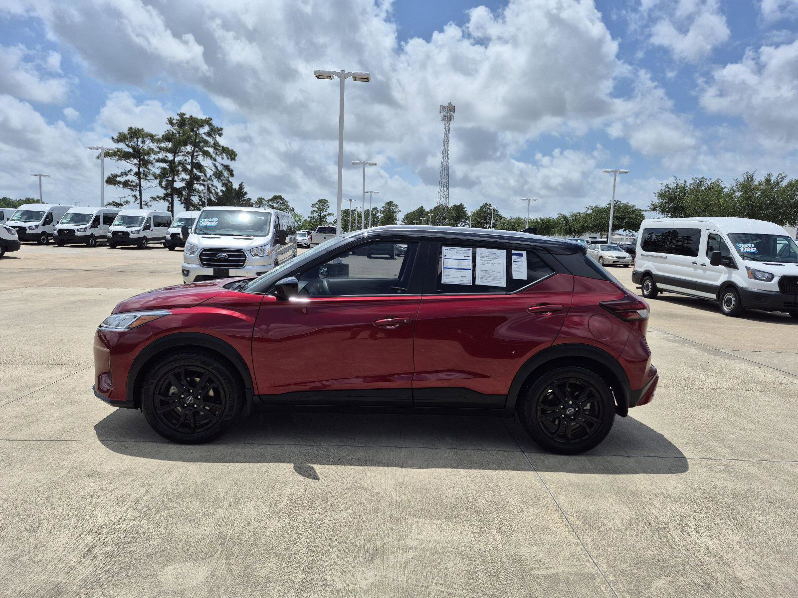 Used 2023 Nissan Kicks SV image 13