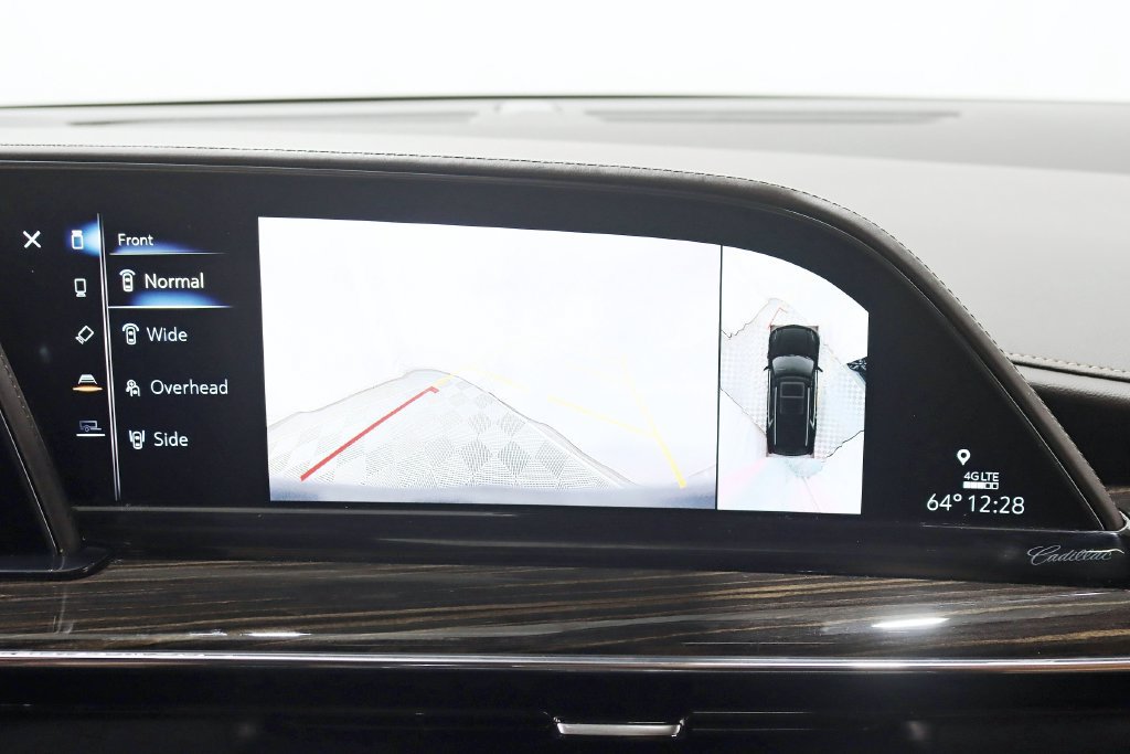 Used 2021 Cadillac Escalade Premium Luxury AWD/4WD image 18