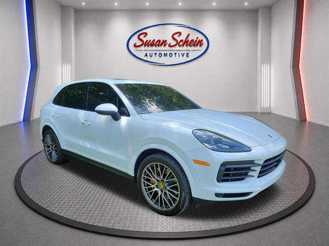 Used 2022 Porsche Cayenne Platinum Edition w/ Premium Package Plus AWD/4WD image 3