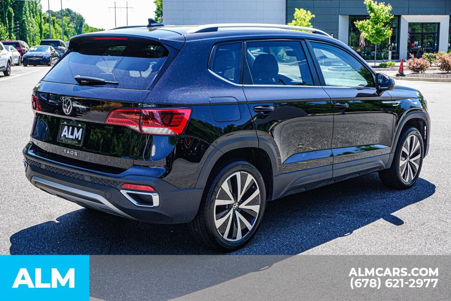 Used 2024 Volkswagen Taos SE FWD image 5