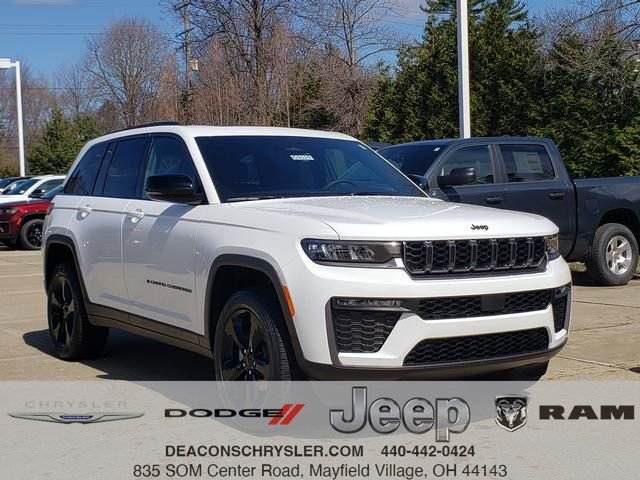 New 2026 Jeep Grand Cherokee Limited w/ Limited Altitude Package