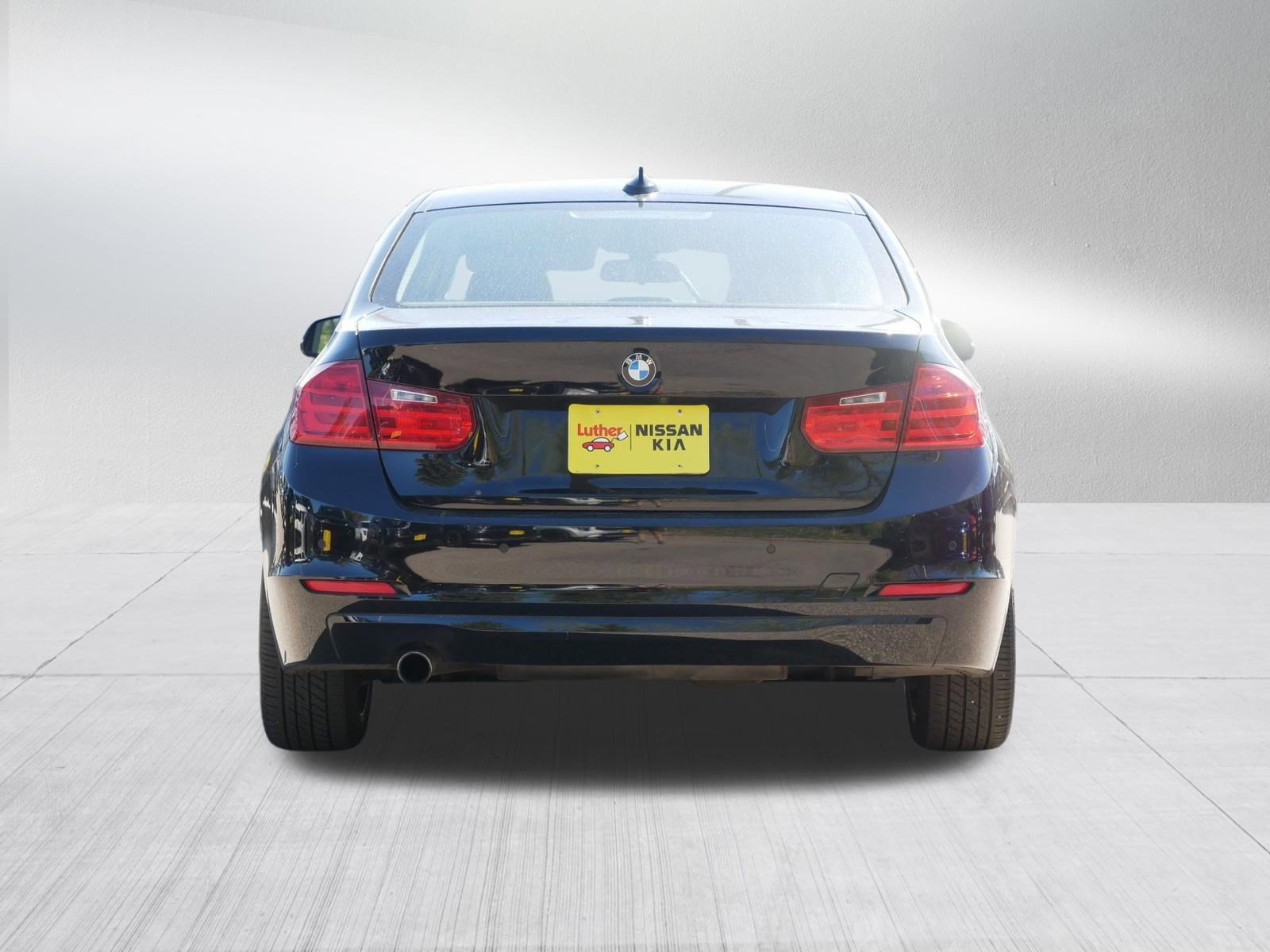 Used 2015 BMW 320i xDrive Sedan AWD/4WD image 6