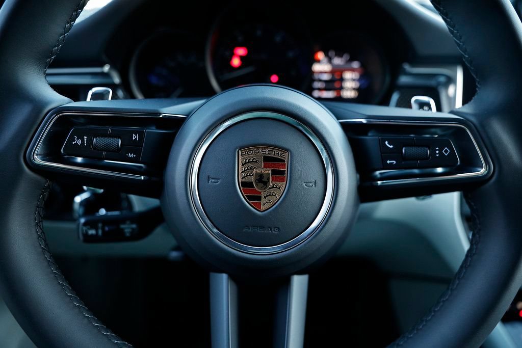 New 2026 Porsche Macan AWD/4WD image 34