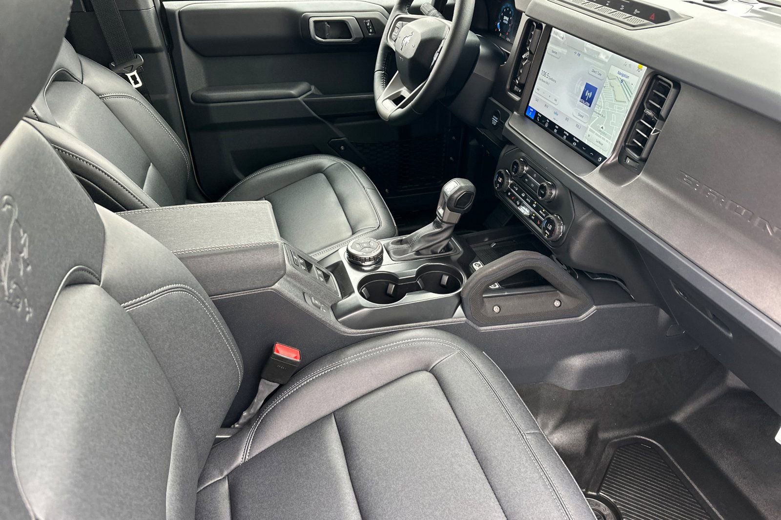 New 2026 Ford Bronco Badlands image 15